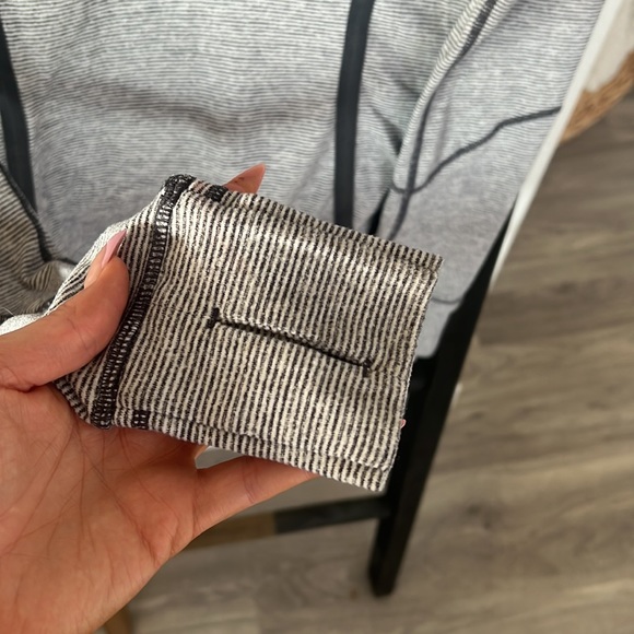 Lululemon jacket - Picture 2 of 5